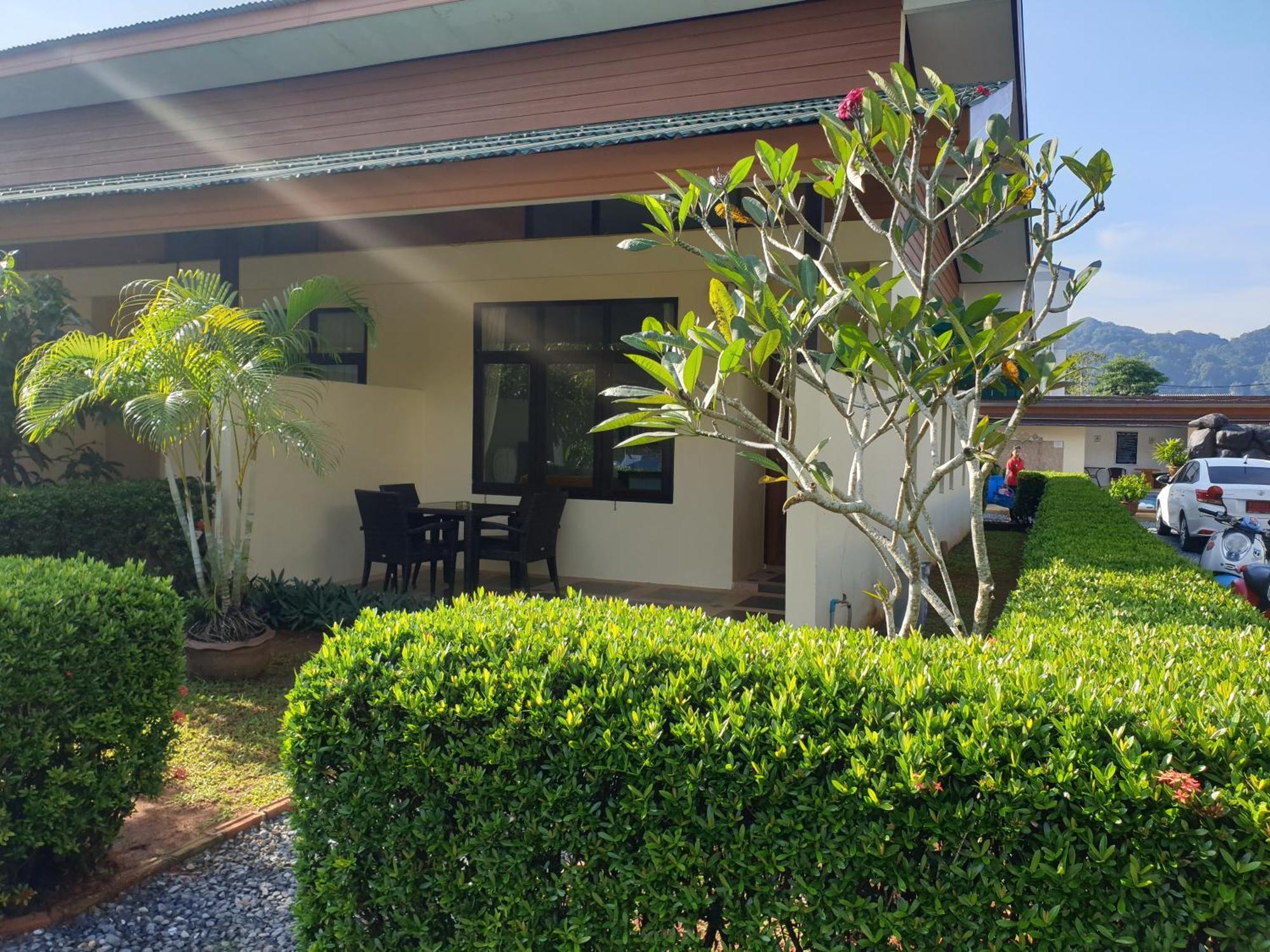 Jungle Village Bungalow Ao Nang Rum bild